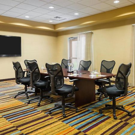 Fairfield Inn & Suites - Buffalo Airport Чиктовага Экстерьер фото