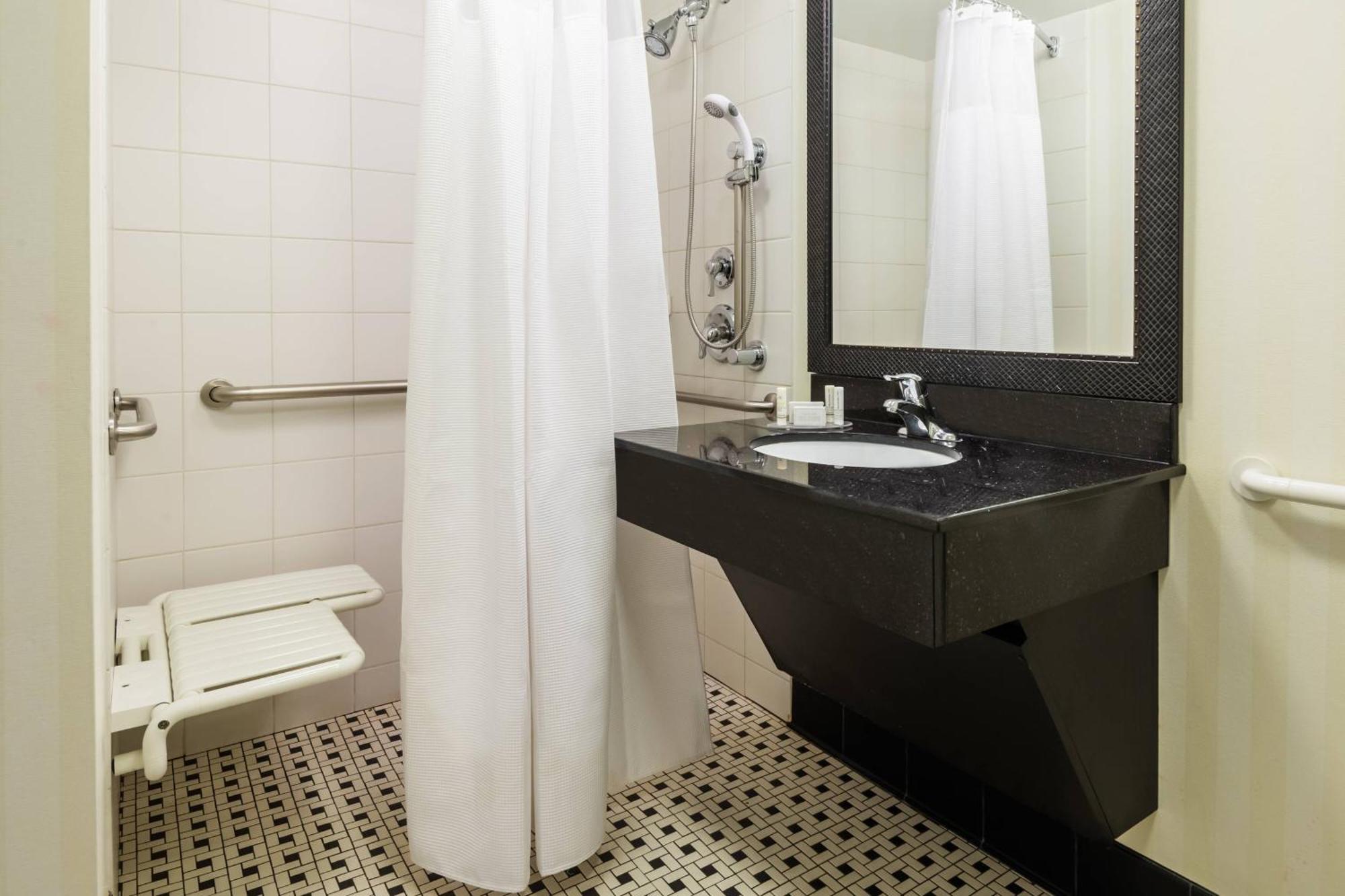 Fairfield Inn & Suites - Buffalo Airport Чиктовага Экстерьер фото