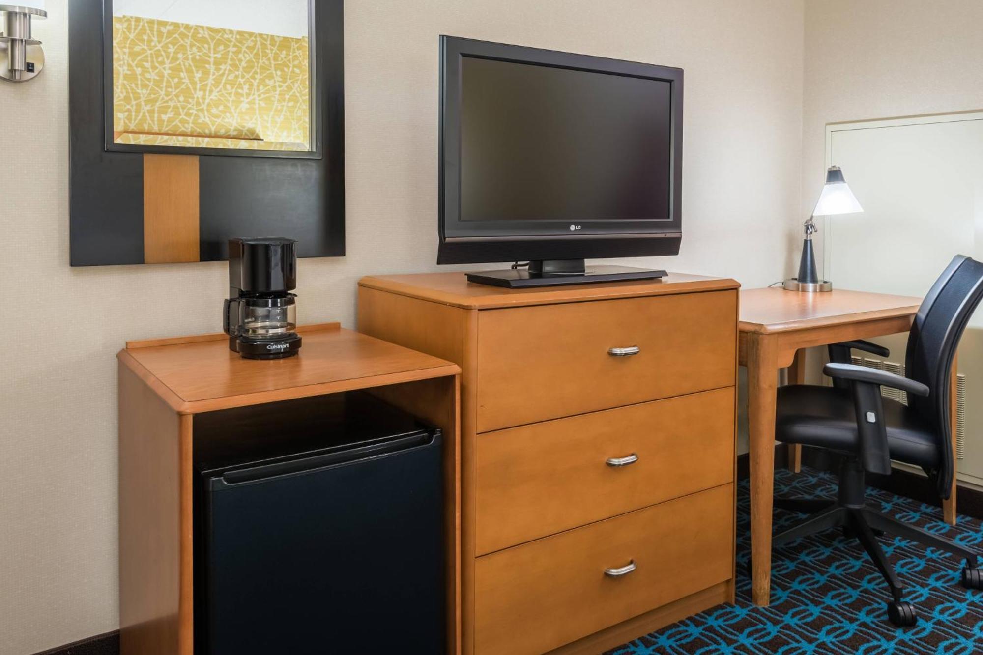 Fairfield Inn & Suites - Buffalo Airport Чиктовага Экстерьер фото
