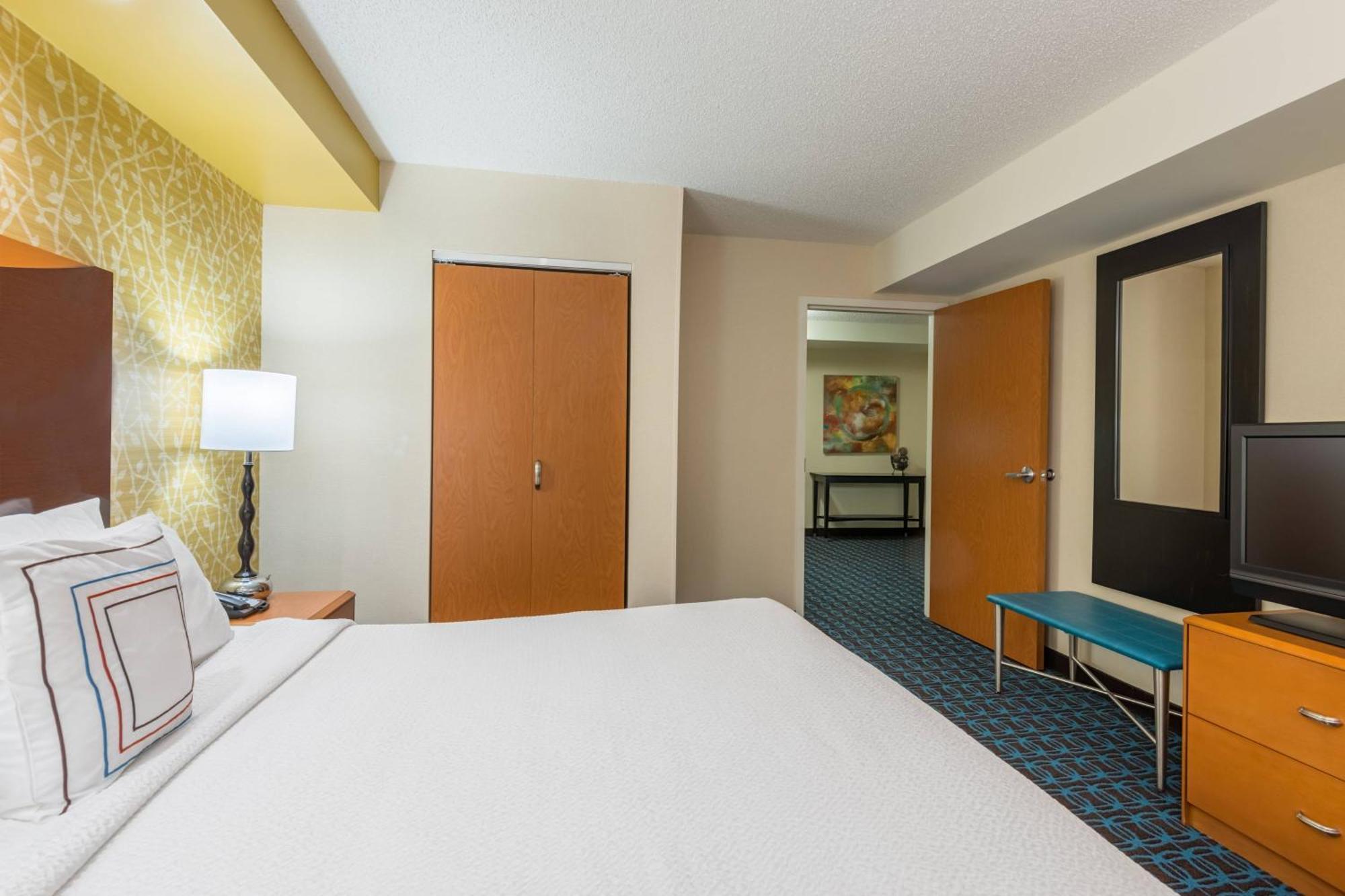 Fairfield Inn & Suites - Buffalo Airport Чиктовага Экстерьер фото