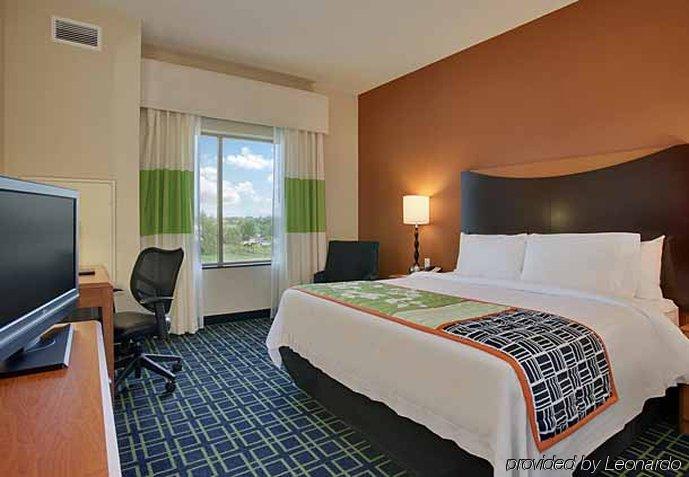 Fairfield Inn & Suites - Buffalo Airport Чиктовага Номер фото