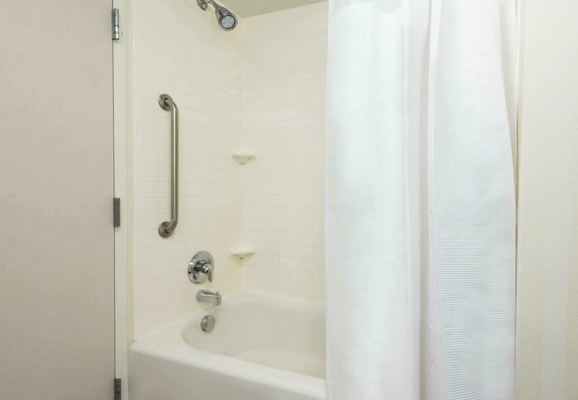 Fairfield Inn & Suites - Buffalo Airport Чиктовага Экстерьер фото